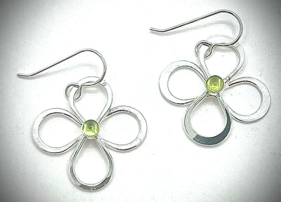 Dee Daisy Earrings