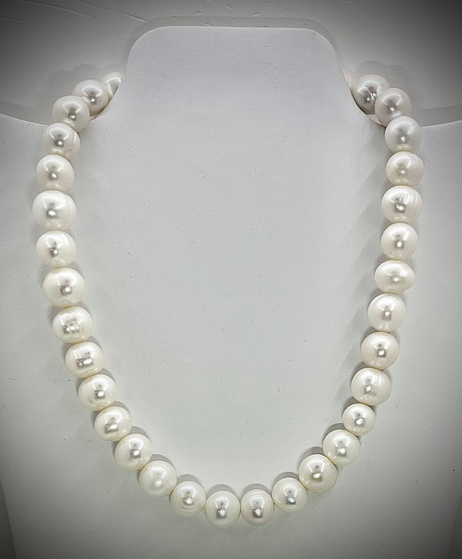 White Pearl Necklace