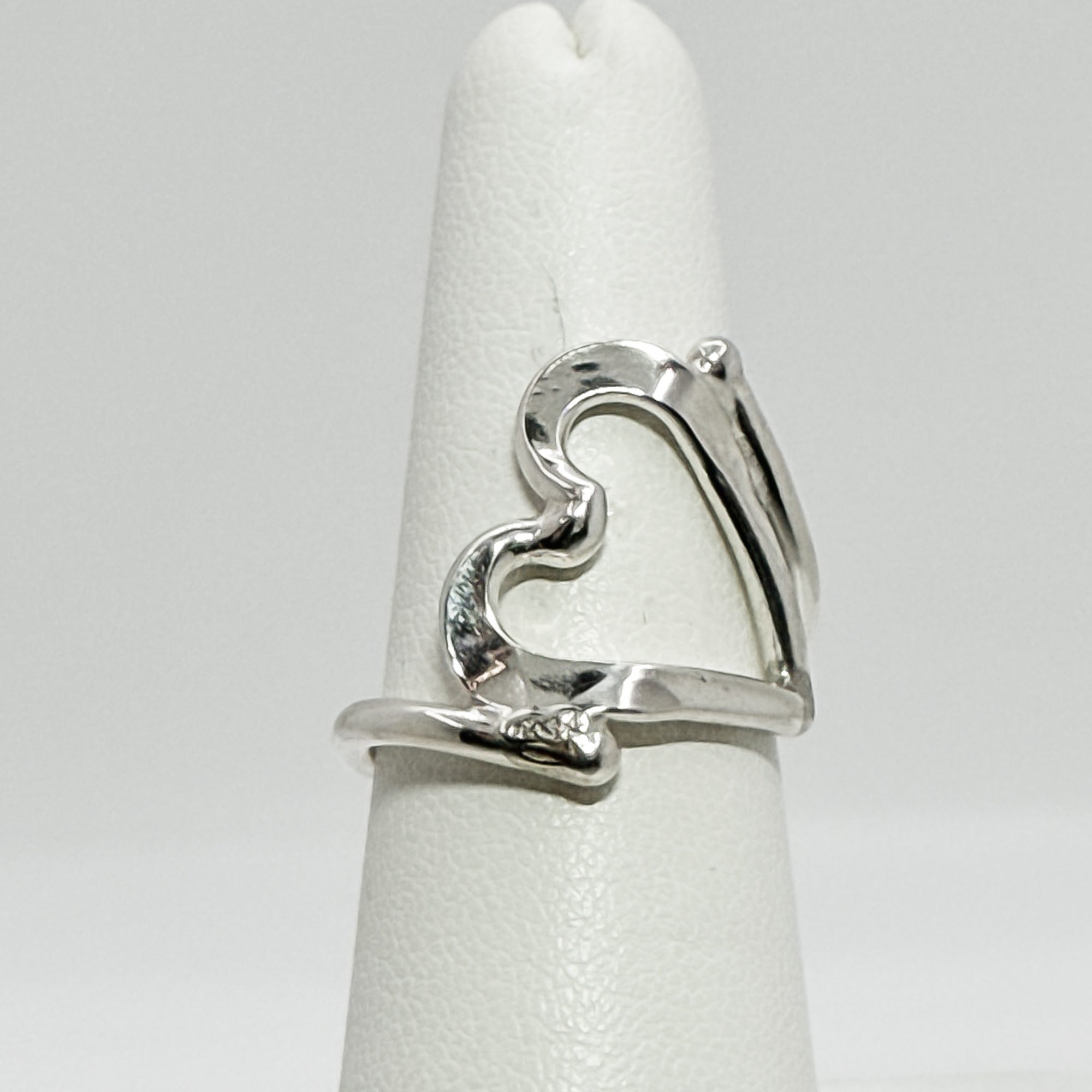 Hammered heart ring