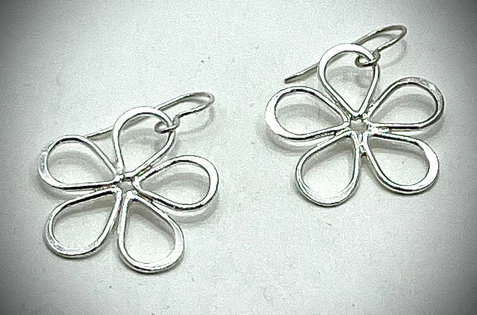 Mini Flower Power Earrings