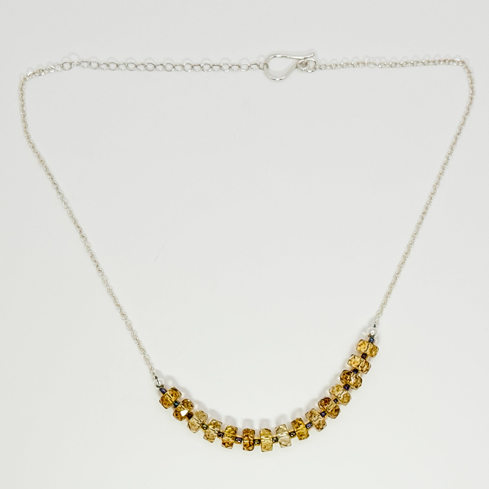 Bullseye amber quartz necklace