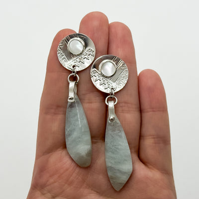 Mother of Pearl post earrings with aquamarine
