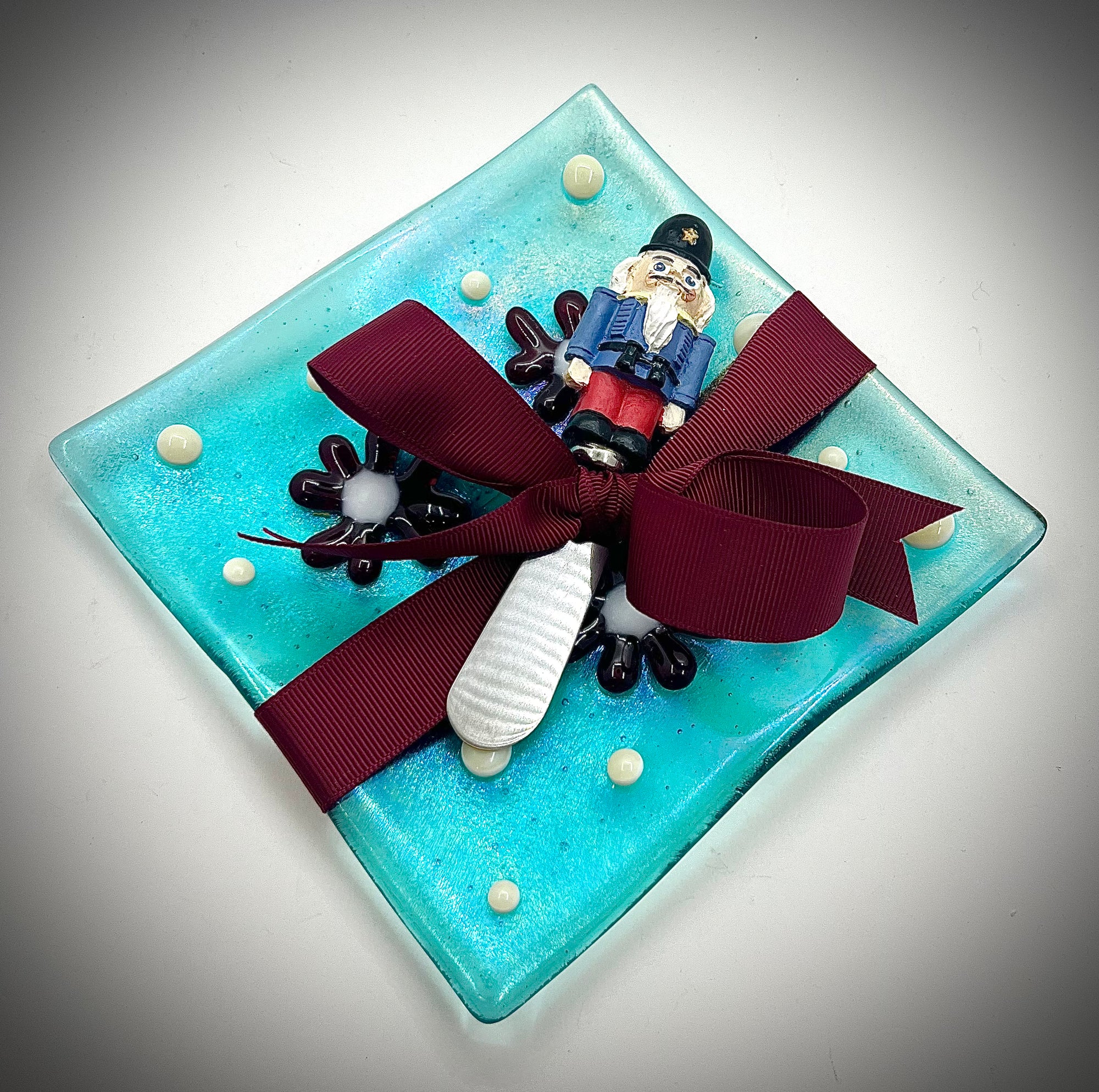 Holiday Hostess Plates