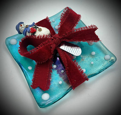 Holiday Hostess Plates
