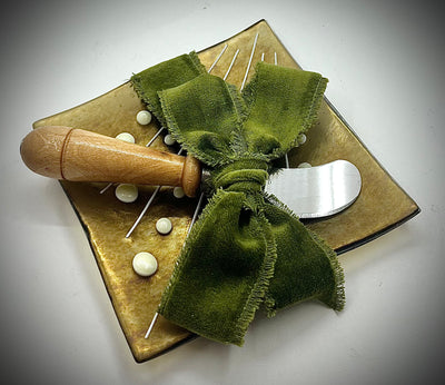 Holiday Hostess Plates