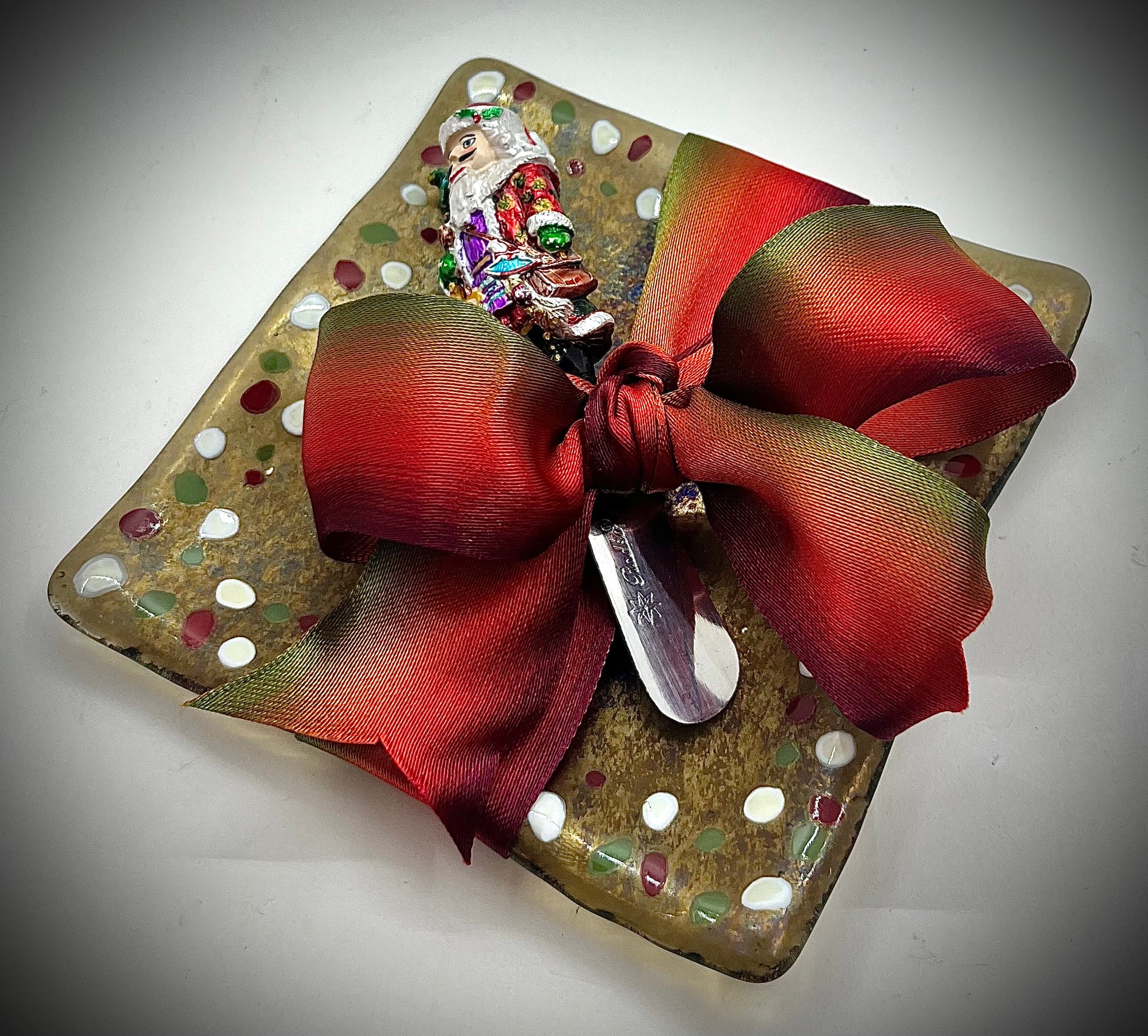 Holiday Hostess Plates