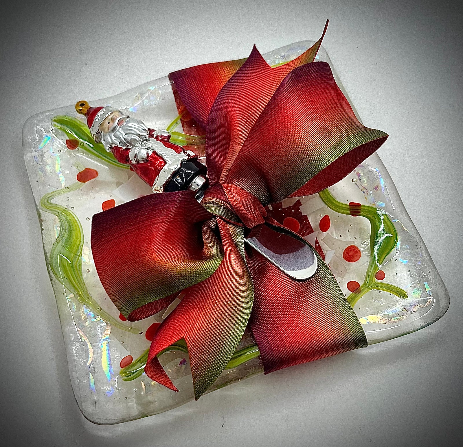 Holiday Hostess Plates