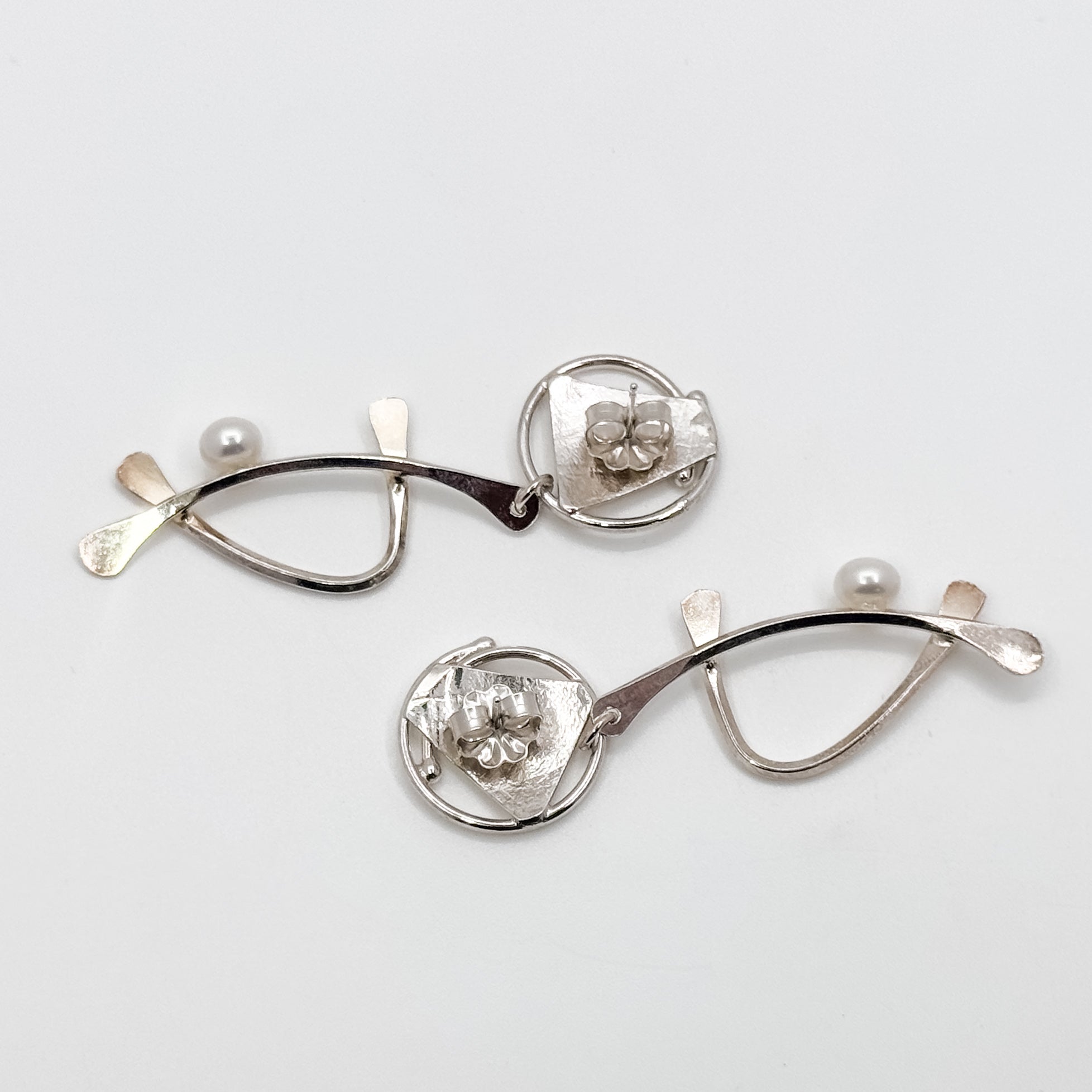 Asian Graphic earrings with white pearl