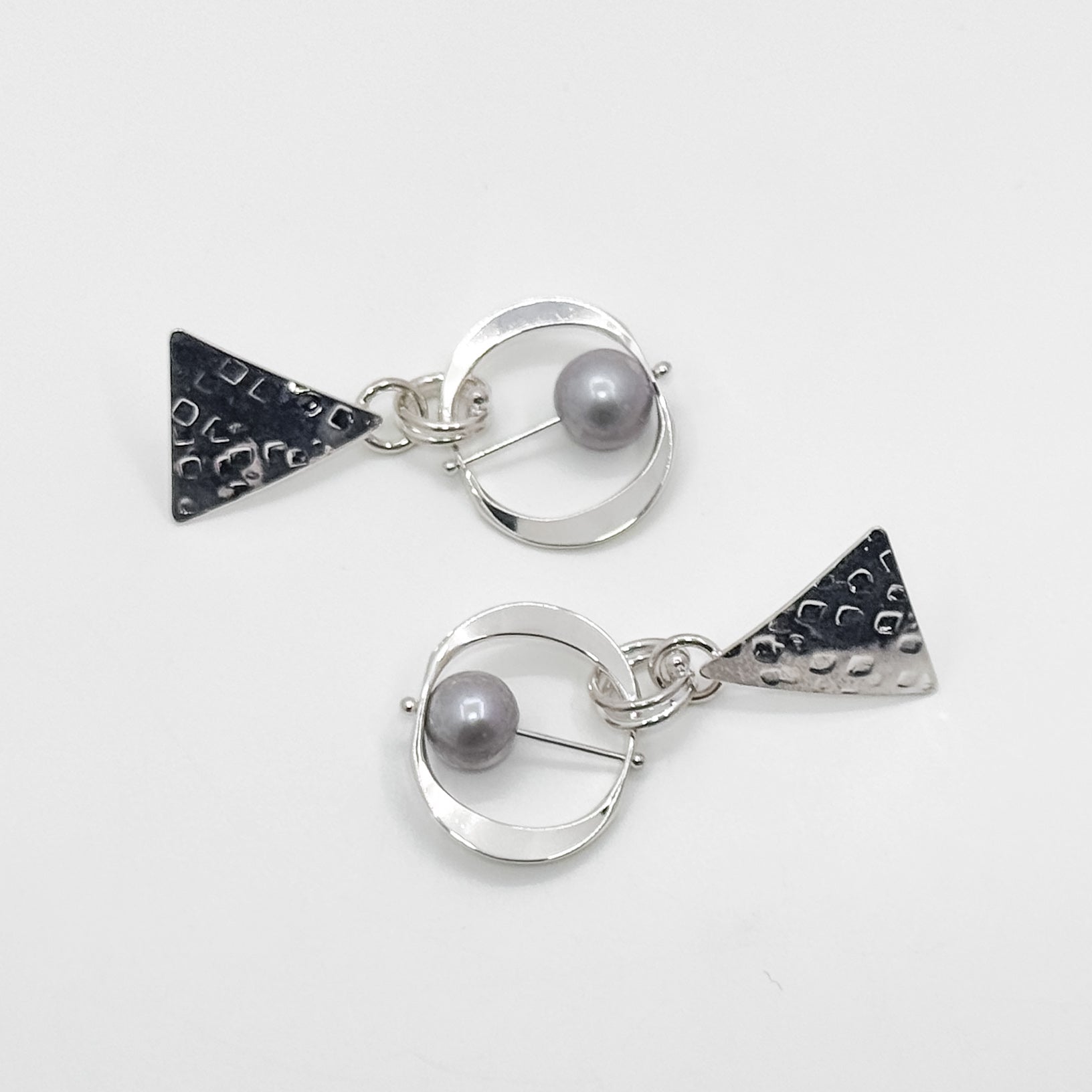Original Naught Earrings with gray pearl