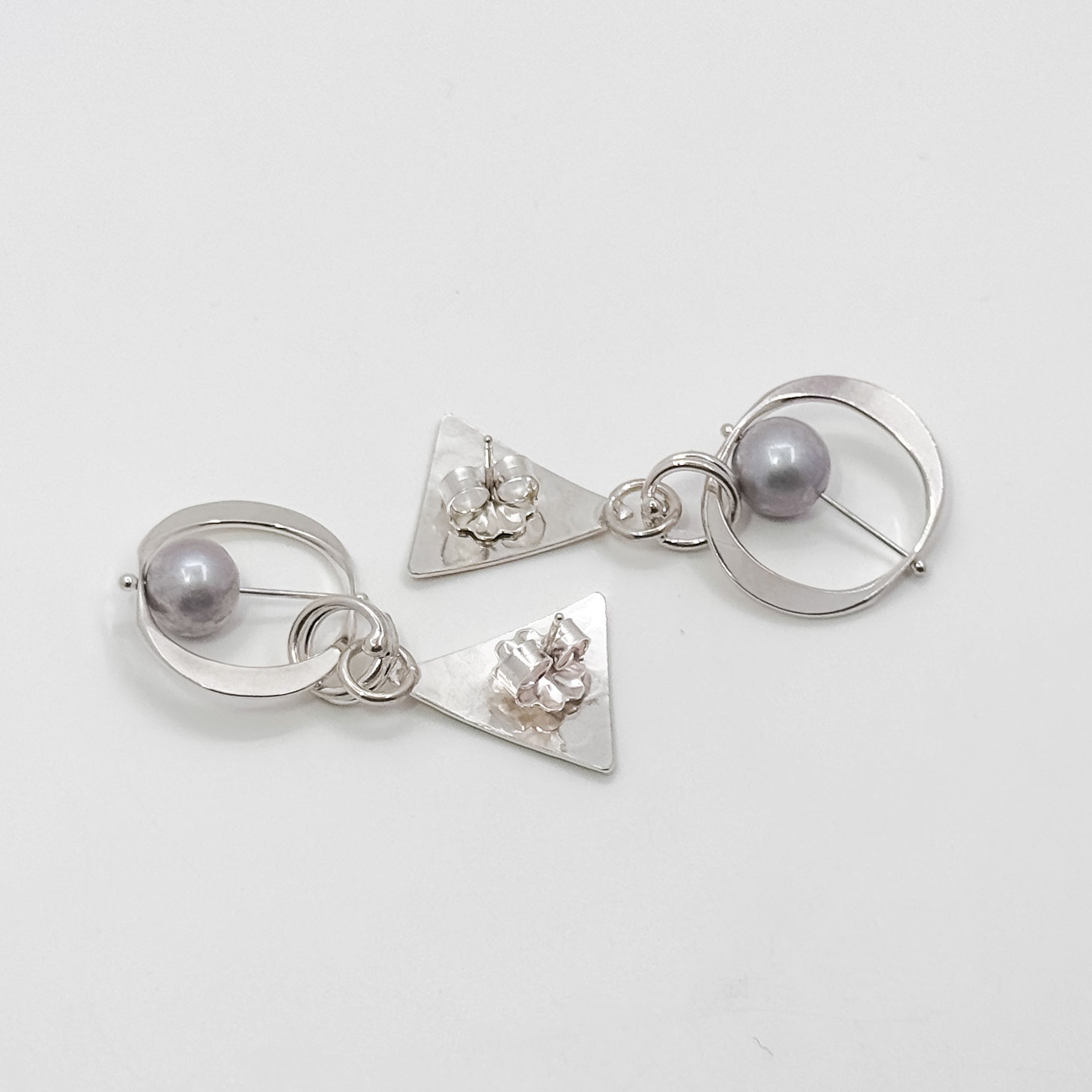 Original Naught Earrings with gray pearl