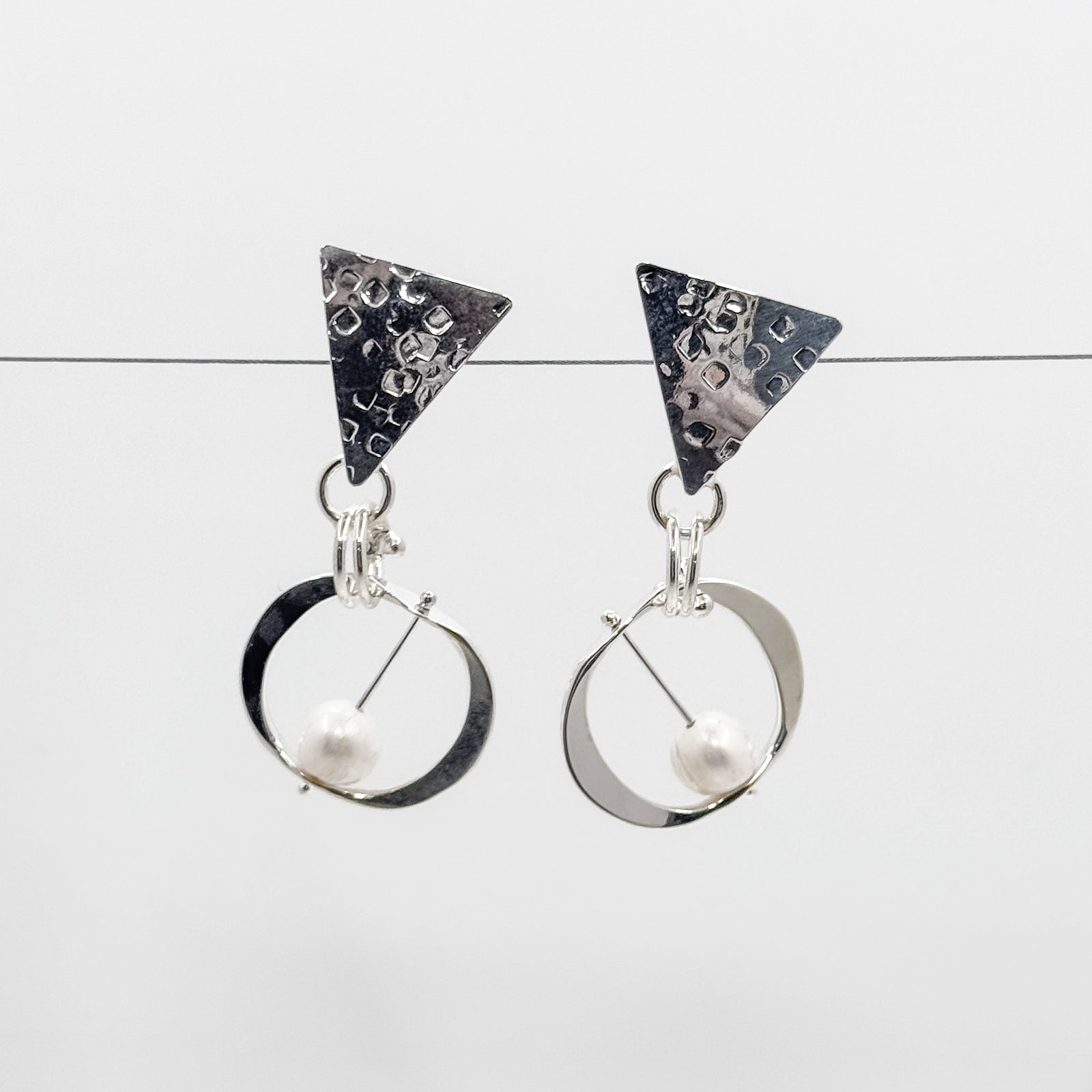 Original Naught Earrings with white pearl