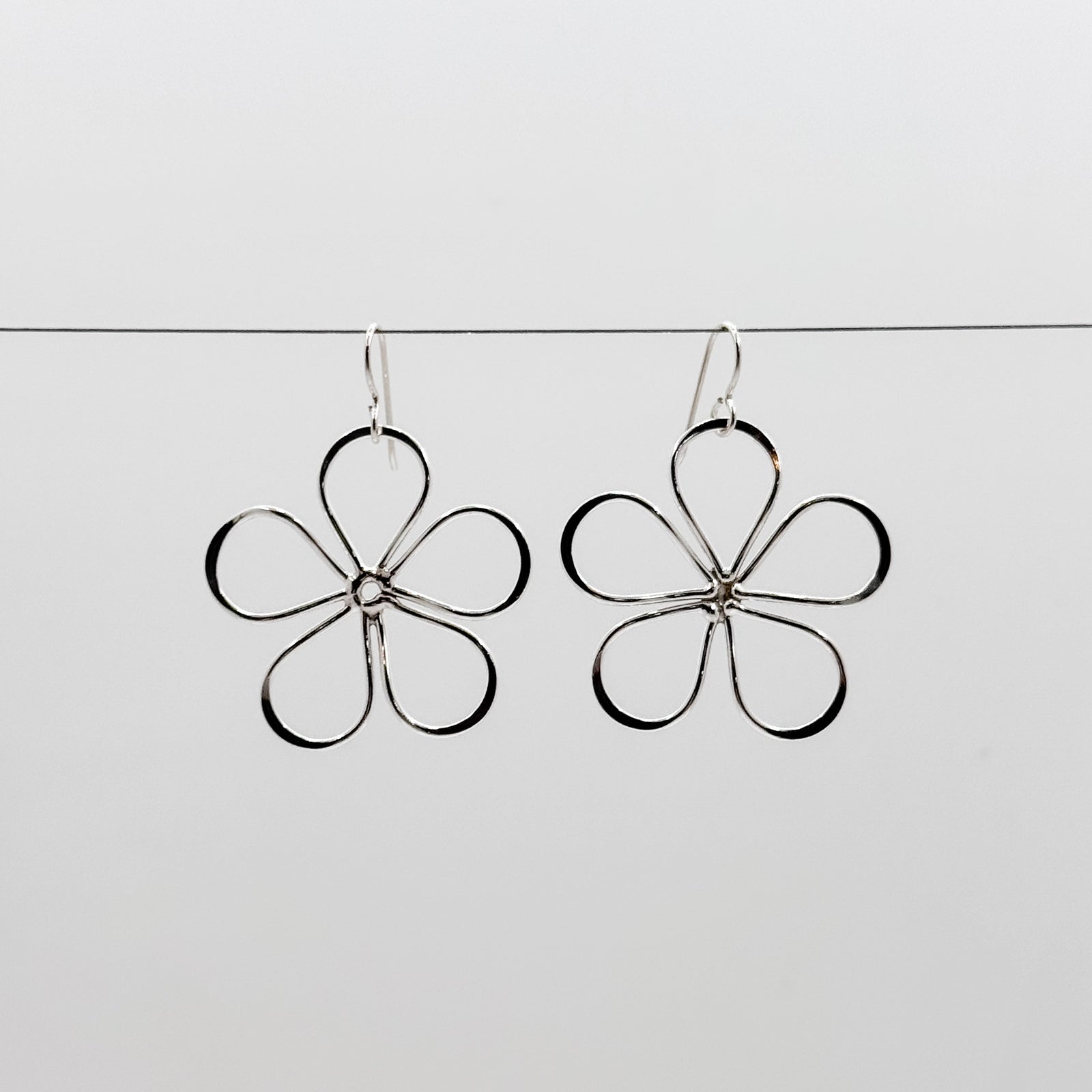 Flower power earrings