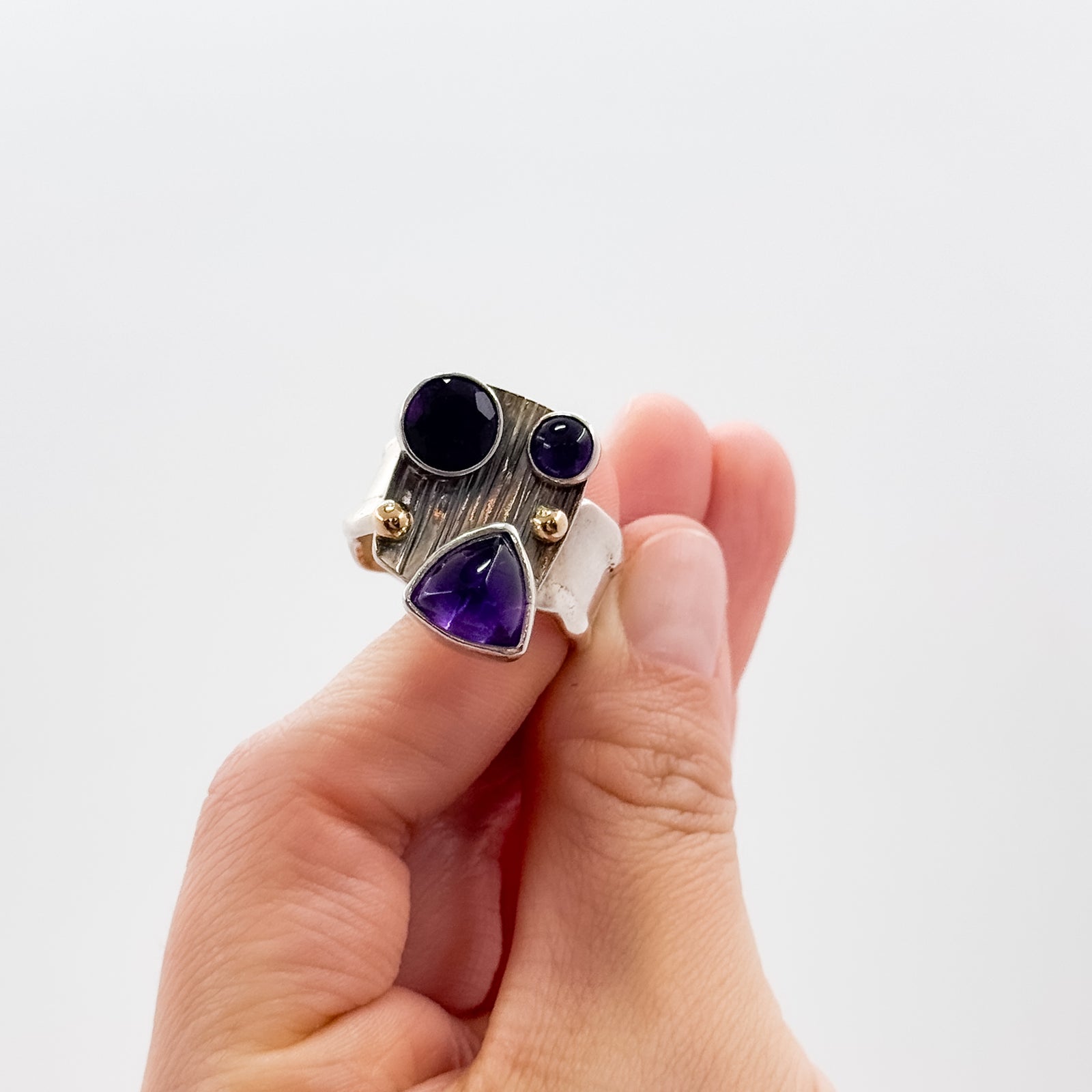 Half platter amethyst ring