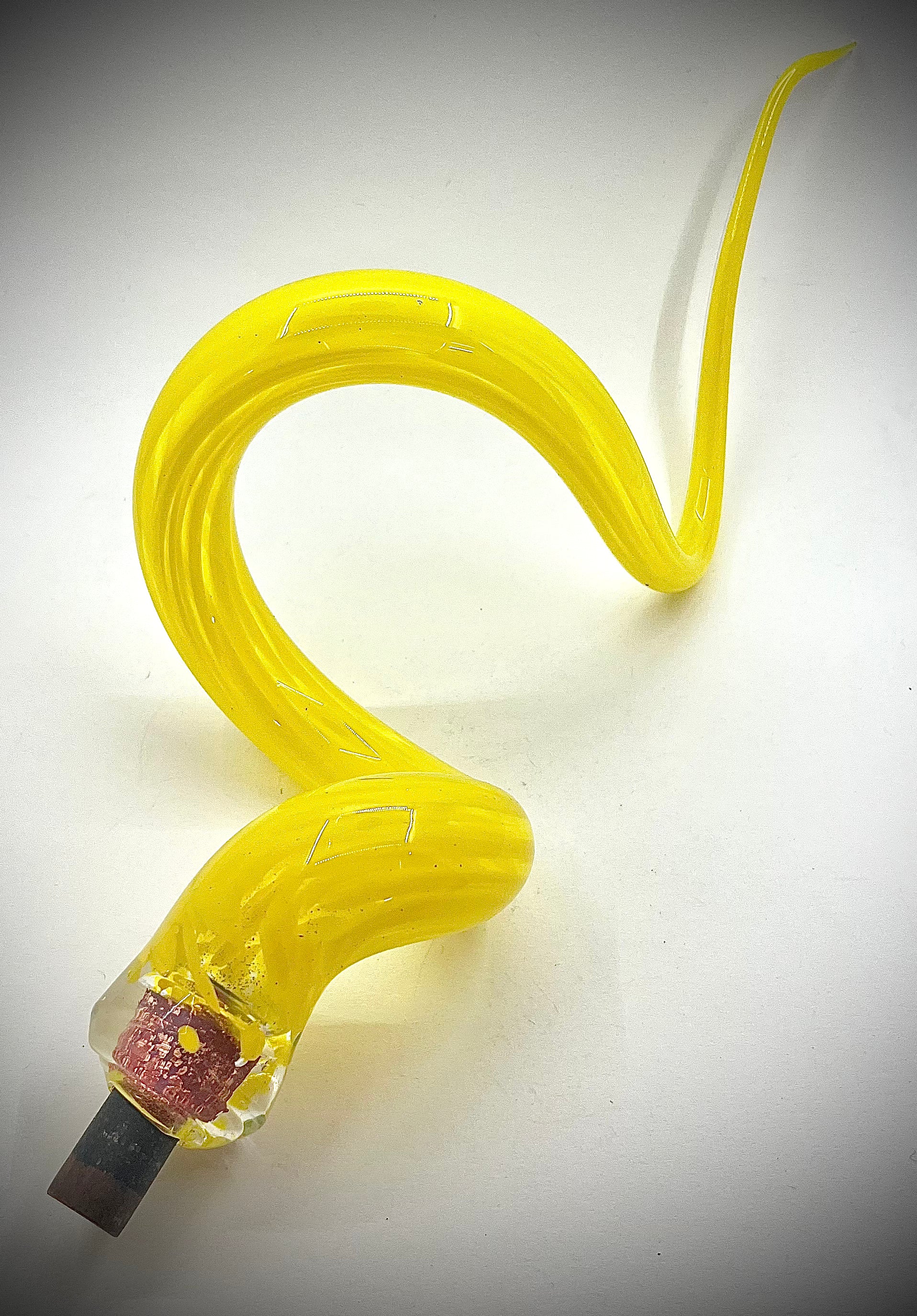 Small Yellow Swirl Yard Stake