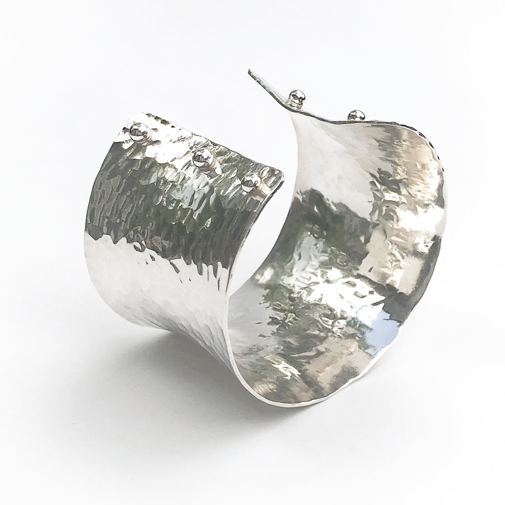 angle view of 3/4" Anti Clastic Cuff by Judie Raiford