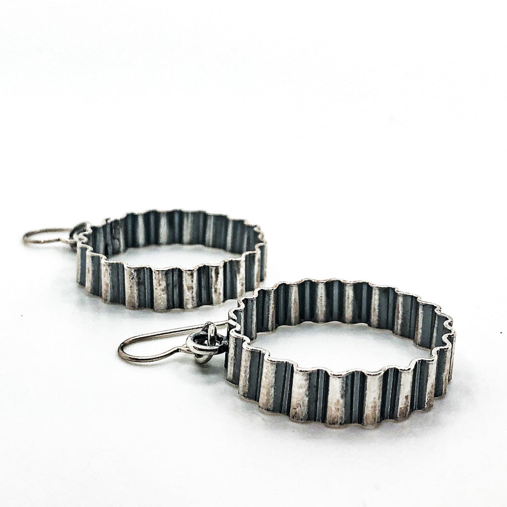 Sterling Small Corrugated Hoops