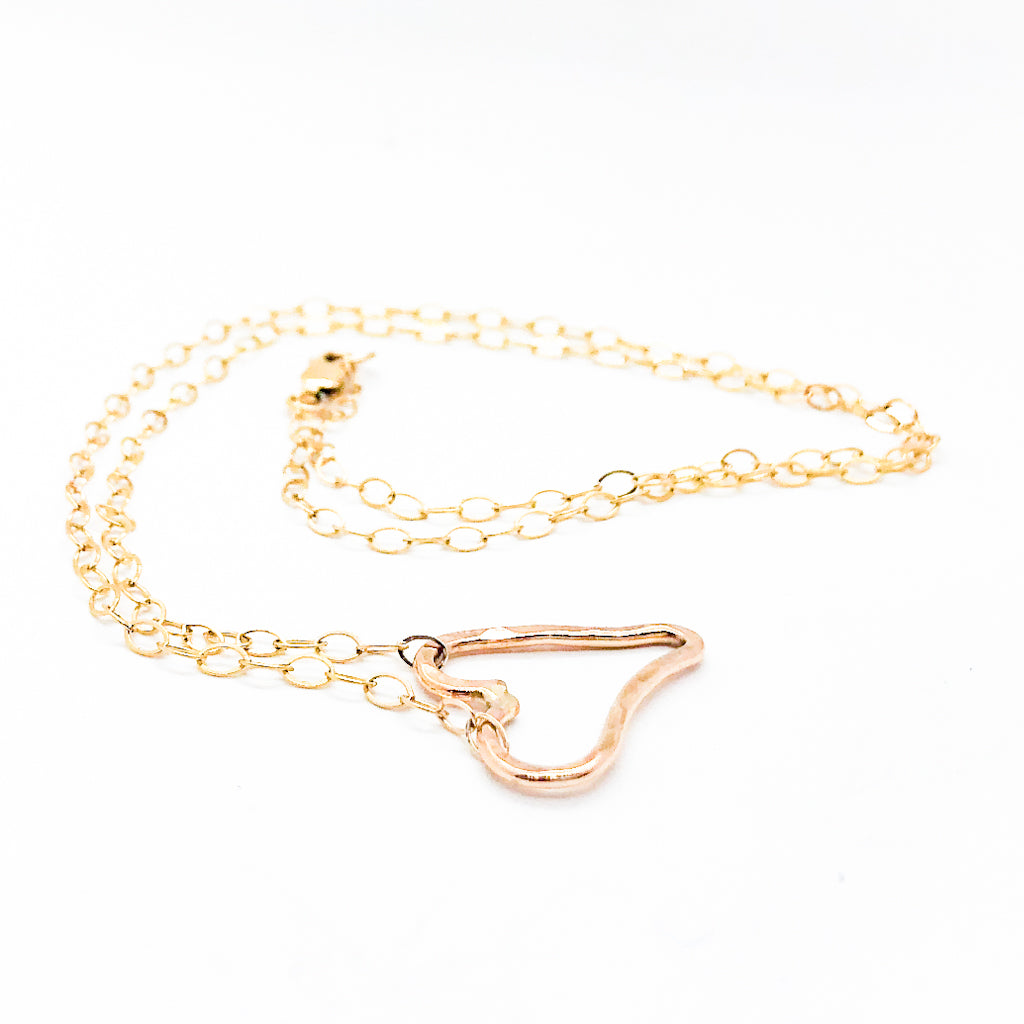 Curvy Maggie Heart Necklace