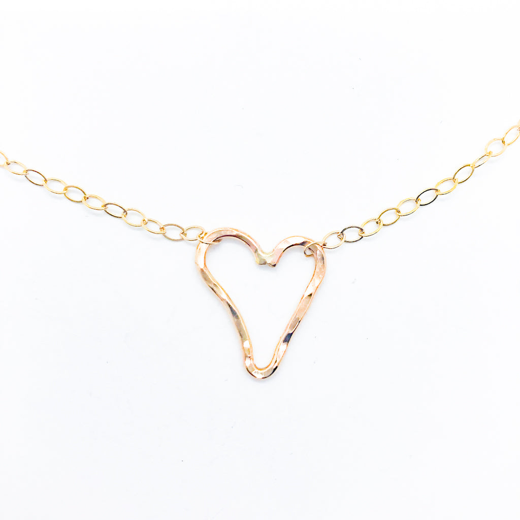 Curvy Maggie Heart Necklace