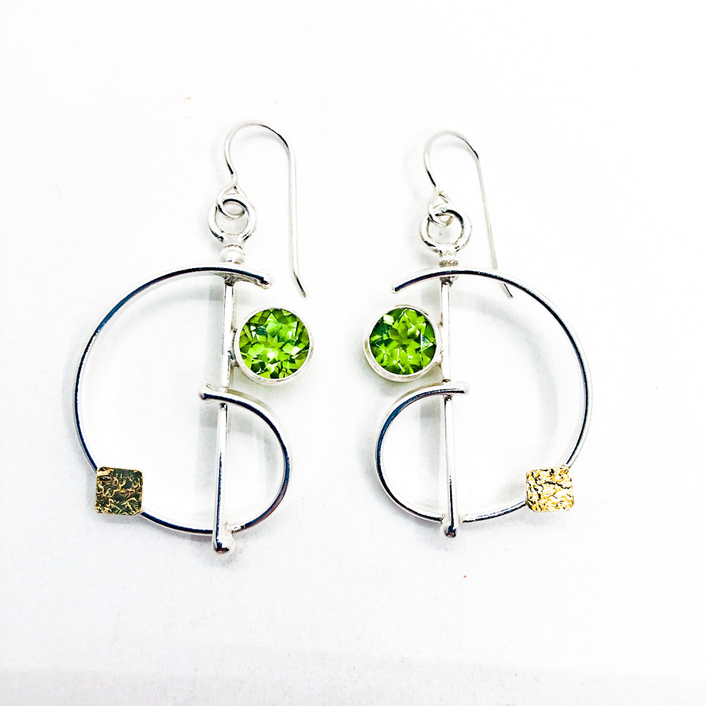 Slightly Clef Earrings with Peridot