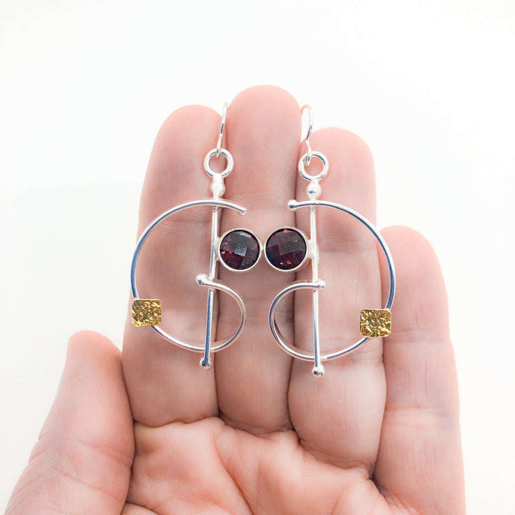 Slightly Clef Earrings with Garnet