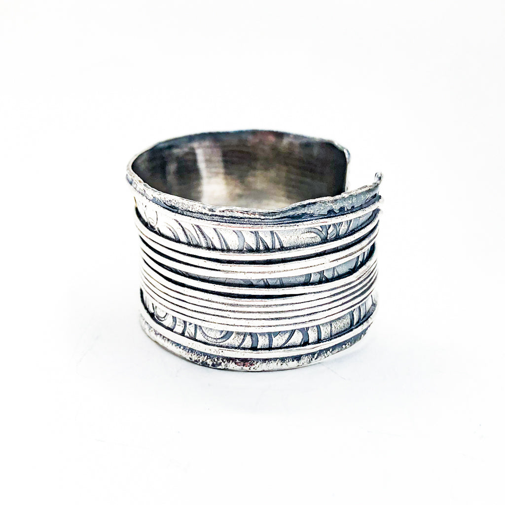 Amalgamate Cuff with Straight Lines