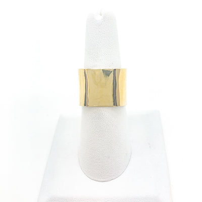 14k Gold Square Stovepipe Ring by Judie Raiford in size 9 on white ring display stand