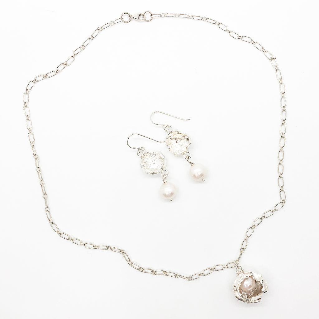 Raindrop Pearl Earrings